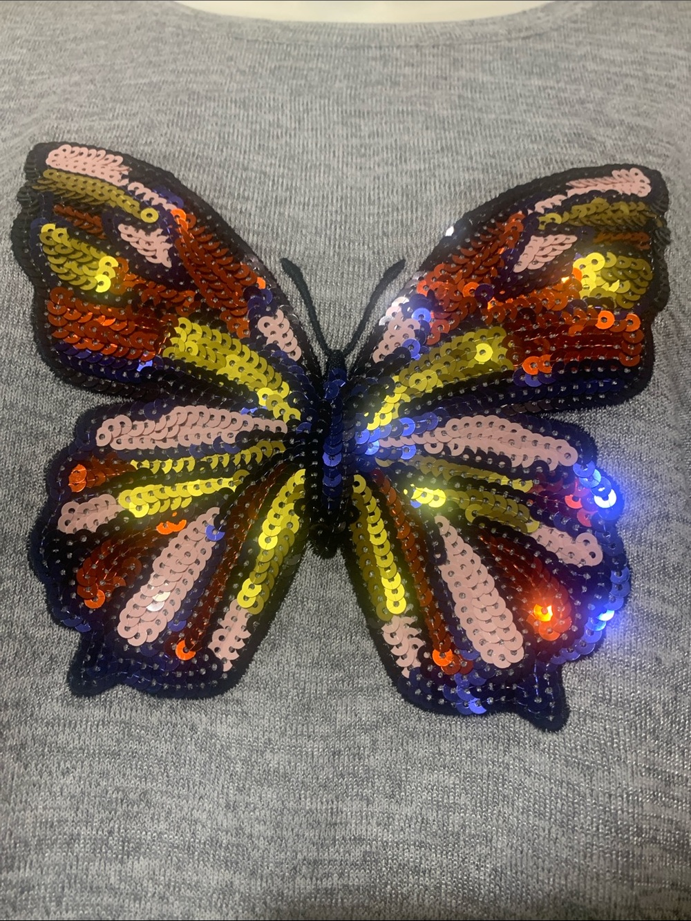14. Danielle size L Gray Short-Sleeve Tee with Multicolor Sequin Butterfly - Picture 3 of 5